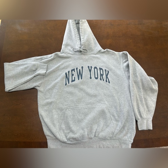 Brandy Melville bundle - Picture 3 of 7